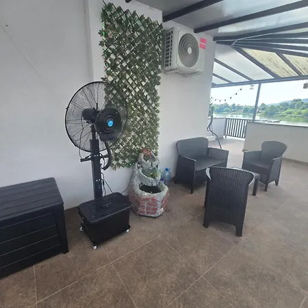 아파트 Kika Srebrno Jezero