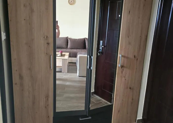 Kika Srebrno Jezero Апартаменты *